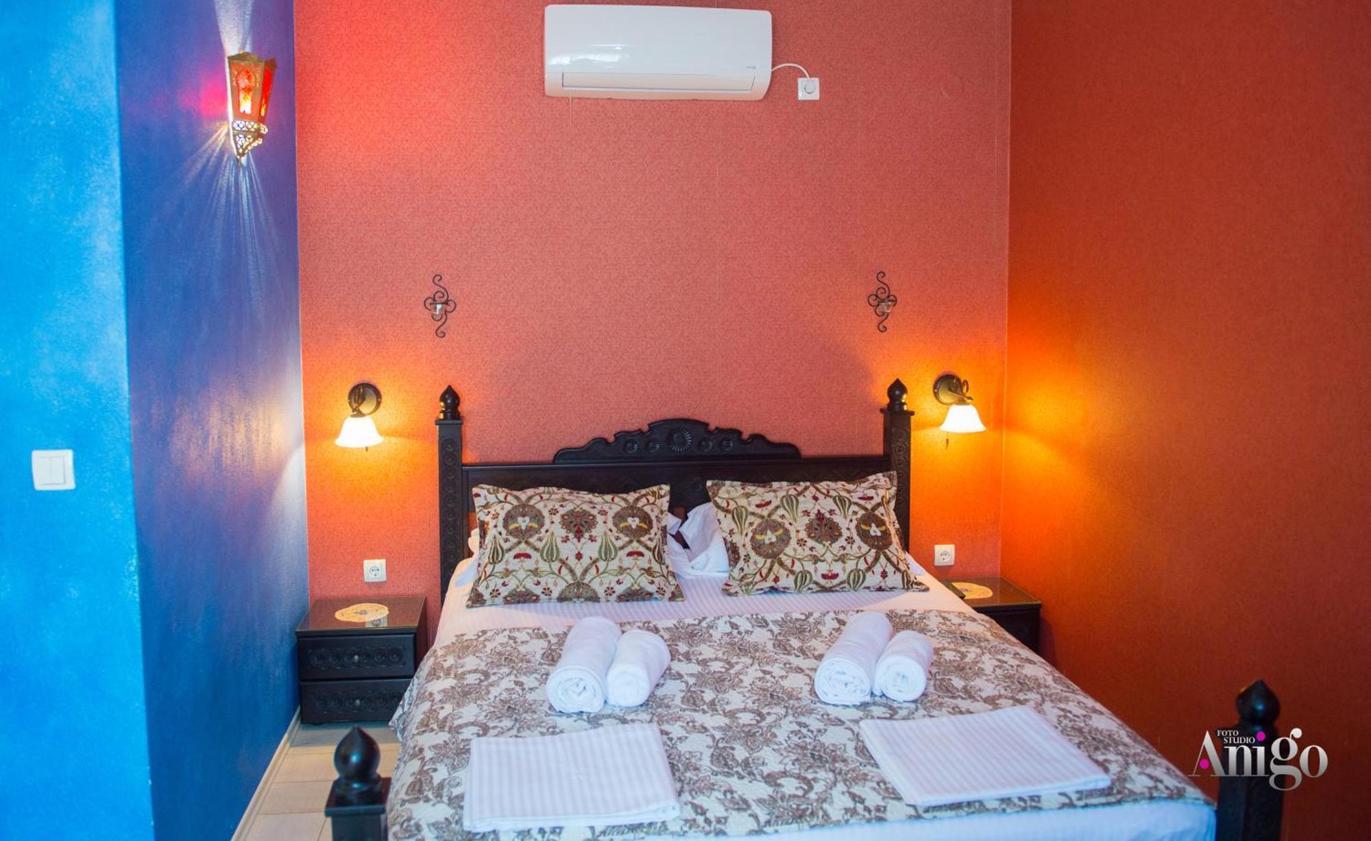 Apartments And Rooms Villa Sulejman モスタル エクステリア 写真