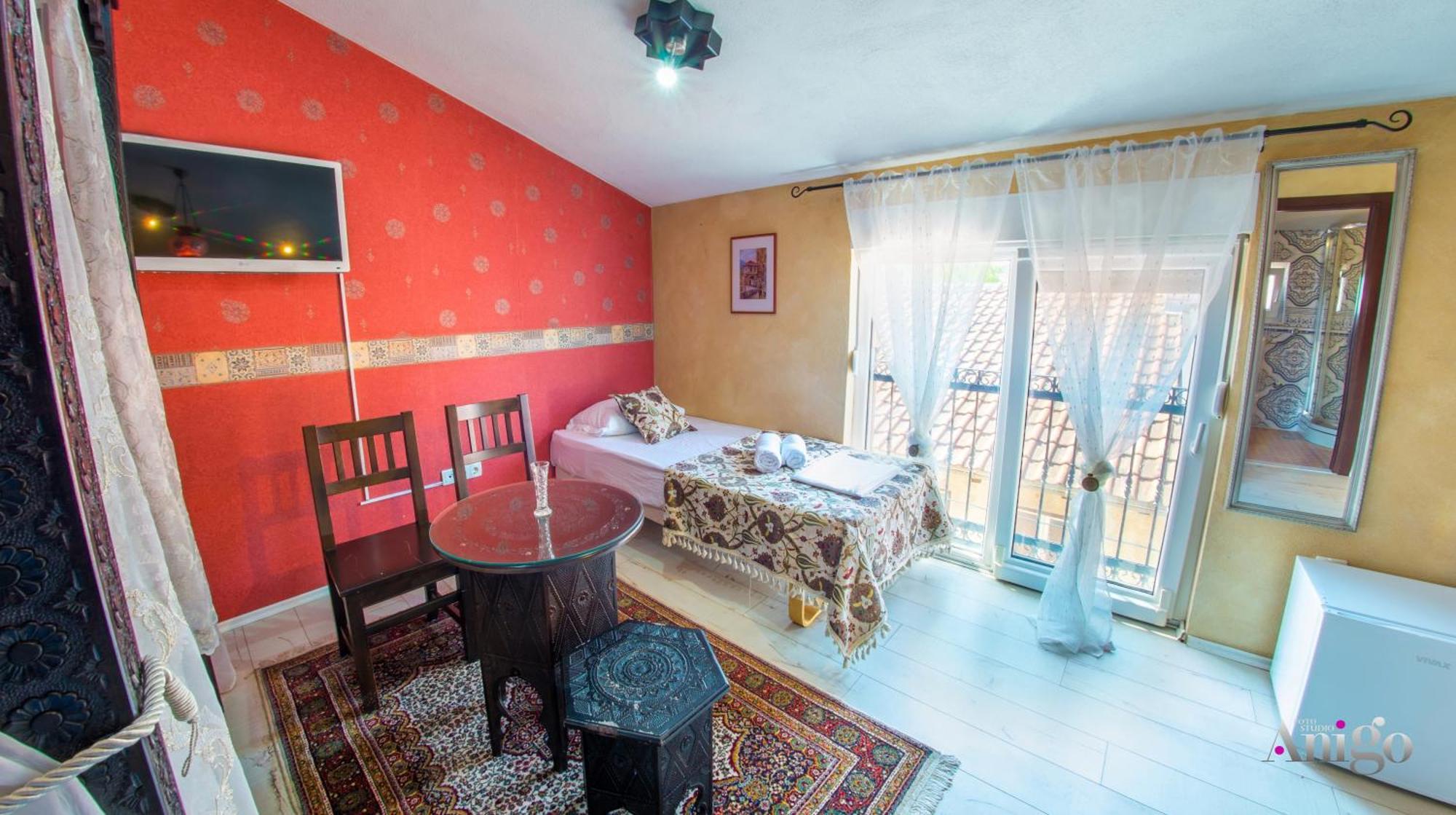 Apartments And Rooms Villa Sulejman モスタル エクステリア 写真